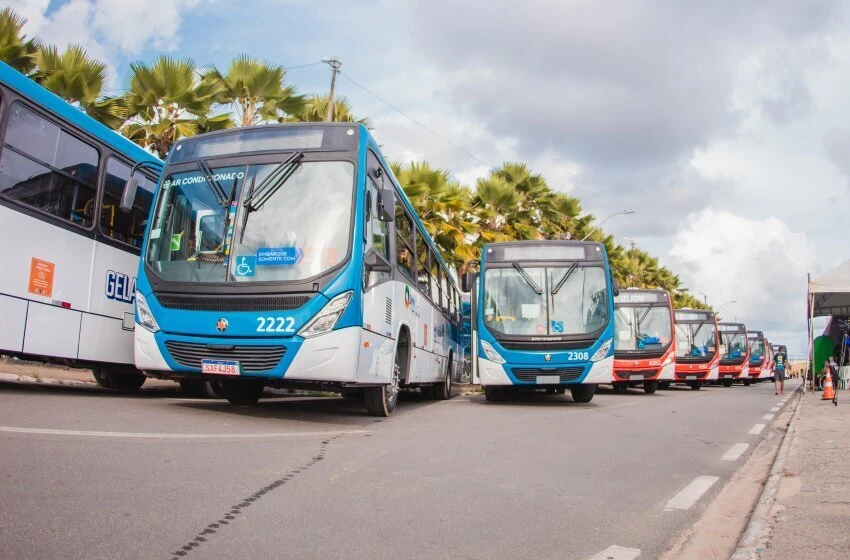 Ônibus terão programação especial na próxima segunda-feira (26)