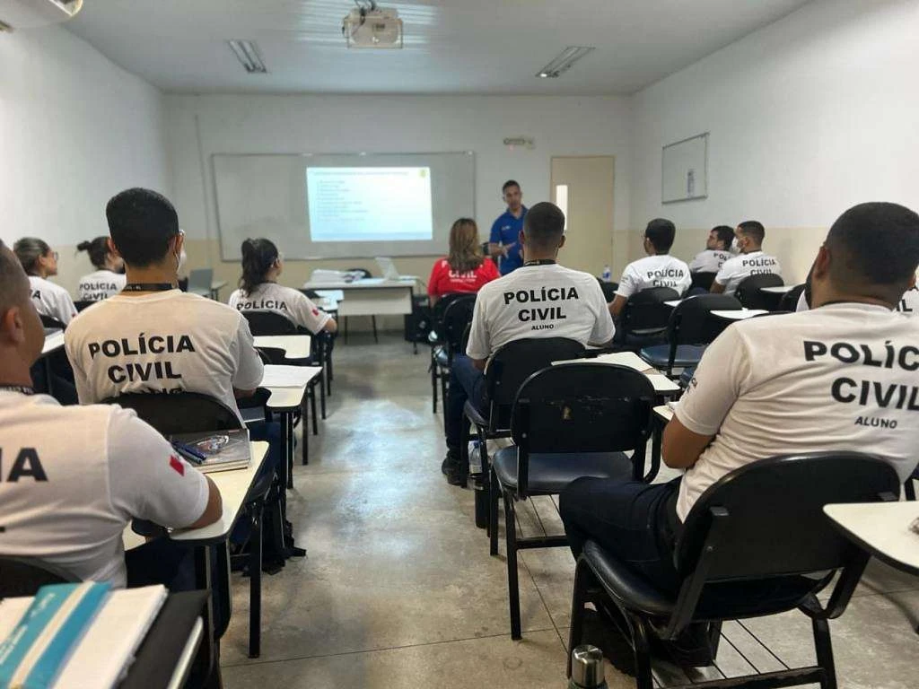 Peritos criminais orientam novos integrantes da Polícia Civil de Alagoas