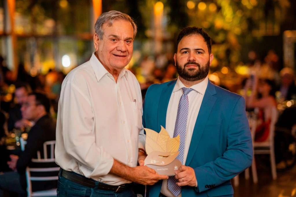 35 anos do IMA: Paulo Dantas recebe troféu em reconhecimento às políticas ambientais