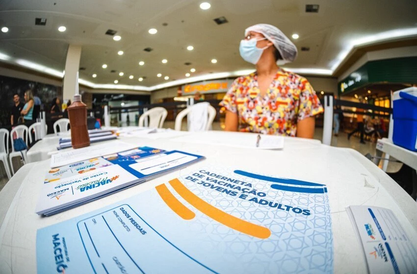 Vacinação da Covid-19 com a Pfizer Bivalente será feita em apenas dois locais em Maceió