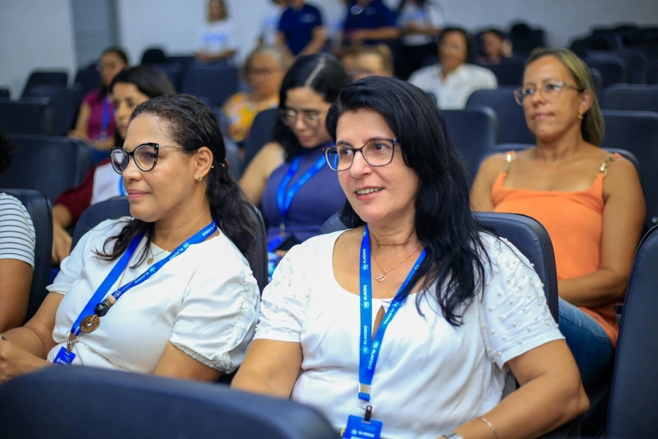 Seplag promove encontro sobre saúde mental para servidores da Polícia Civil