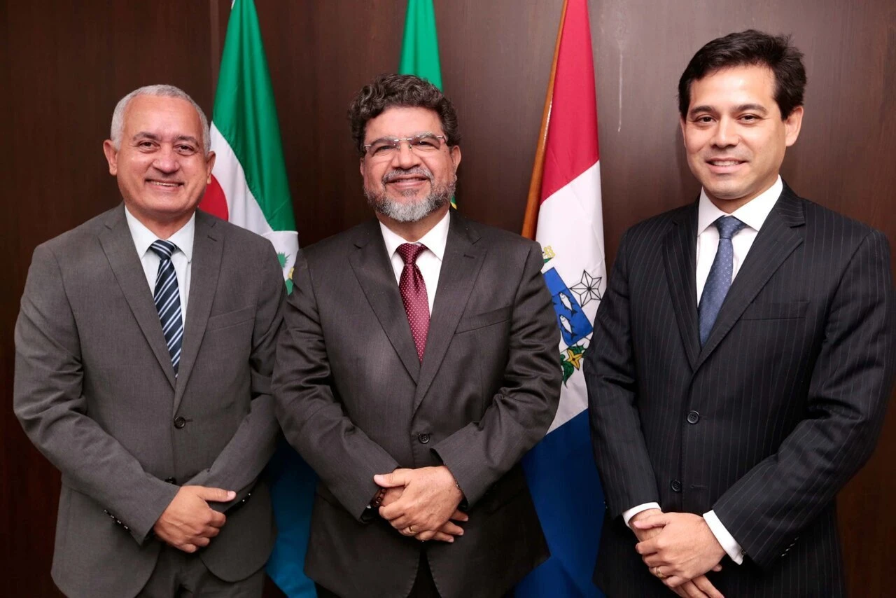 TJAL: Carlos Cavalcanti recebe presidente do Sindicato dos Advogados e Advogadas de Alagoas