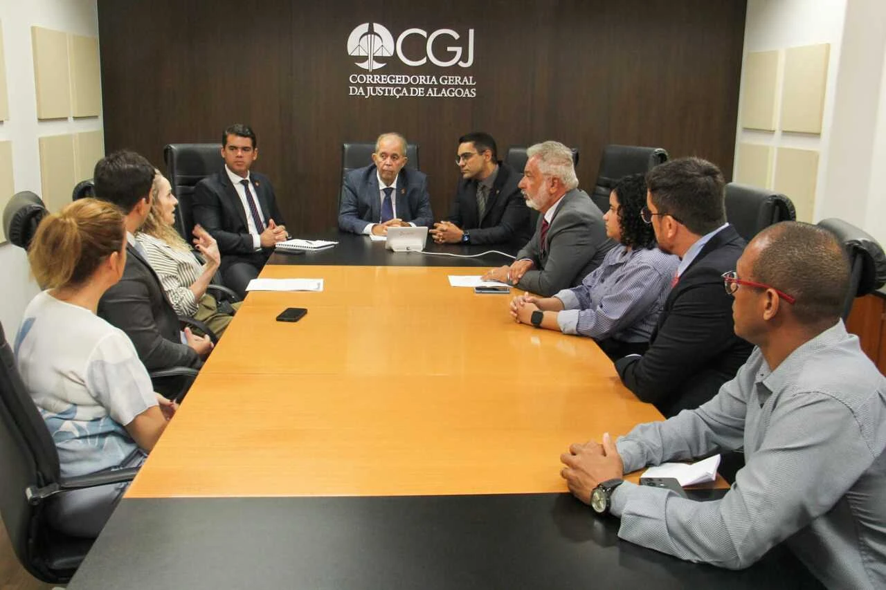 Cartórios de Penedo e Palmeira buscam convênio junto à CGJAL