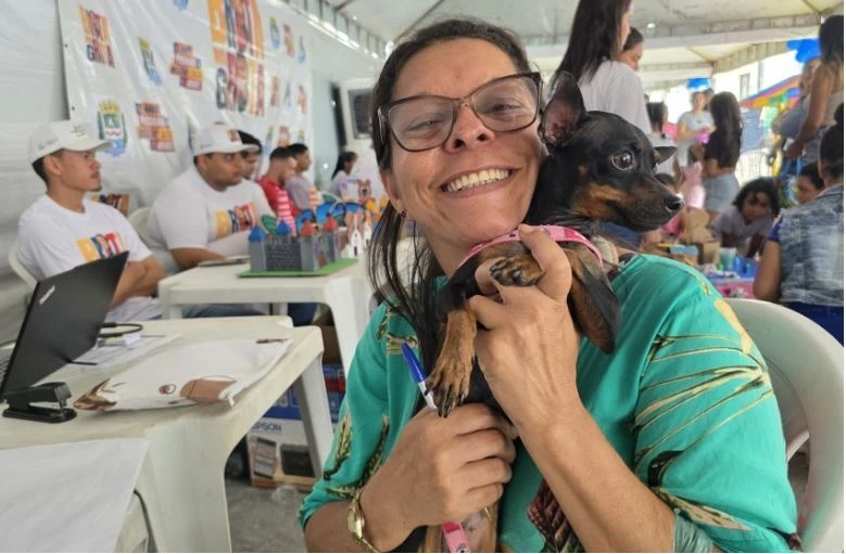 Prefeitura leva mutirão de serviços à comunidade Triunfo com o Brota na Grota