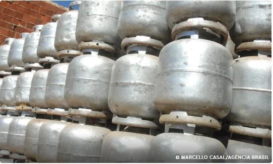 Beneficiários com NIS final 3 recebem Auxílio Gás nesta quarta-feira