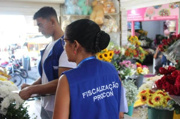 Procon Alagoas divulga pesquisa de preços para o Dia de Finados