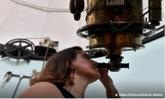 Produção científica brasileira volta a crescer em 2024