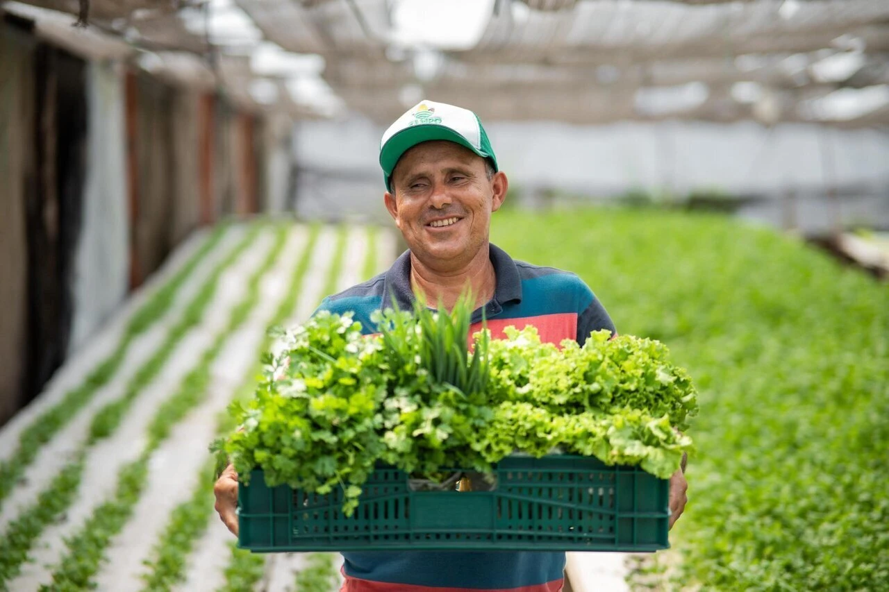Produtores da agricultura familiar têm até o dia 23 para se inscrever no edital da Educação